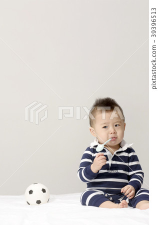 Baby 39396513