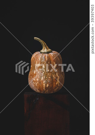 Butternut pumpkins Butternut pumpkins 39397403