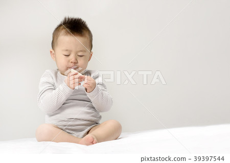 Baby Baby 39397544