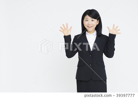 年輕的商界女強人 39397777