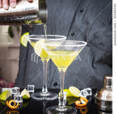 Alcohol cocktail Daiquiri Alcohol cocktail Daiquiri 39398340