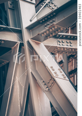 Bridge frame closeup Bridge frame closeup 39401463