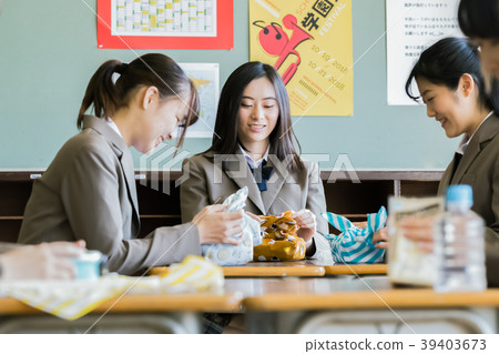 high school student, high-school student, lunch 39403673