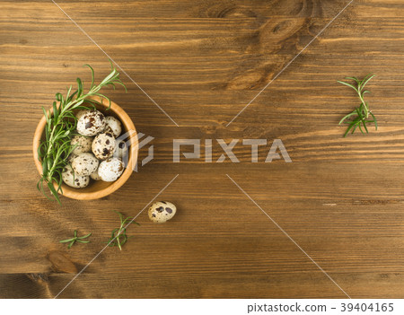 Quail Eggs on Wooden Background Quail Eggs on Wooden Background 39404165