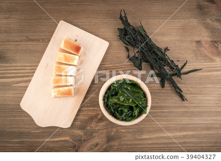 Dry Wakame Seaweed Dry Wakame Seaweed 39404327
