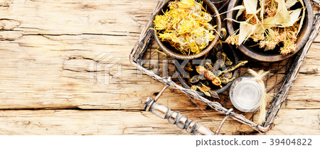 Natural herbs medicine 39404822