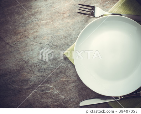plate, knife and fork 39407055