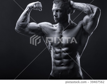 Bodybuilder 39407562