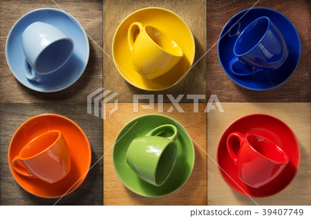 empty cup and saucer at wood empty cup and saucer at wood 39407749