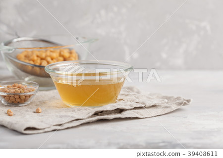 Chickpea broth - aquafaba. Replace egg in baking Chickpea broth - aquafaba. Replace egg in baking 39408611