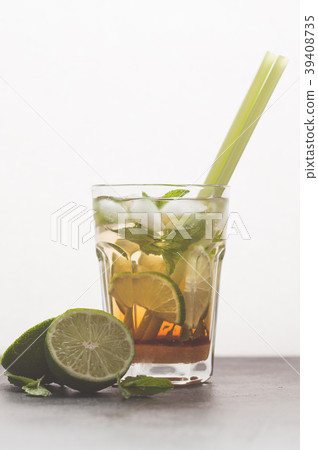 Brazilian traditional caipirinha with lime, sugar 39408735
