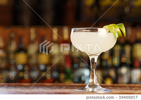 Cocktail daiquiri place for text Cocktail daiquiri place for text 39409857