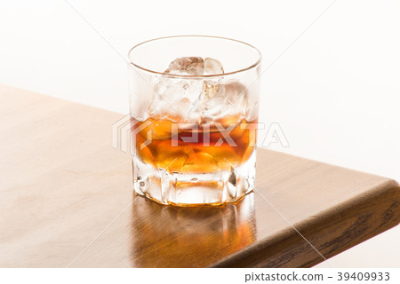 Whiskey lock in white background 39409933