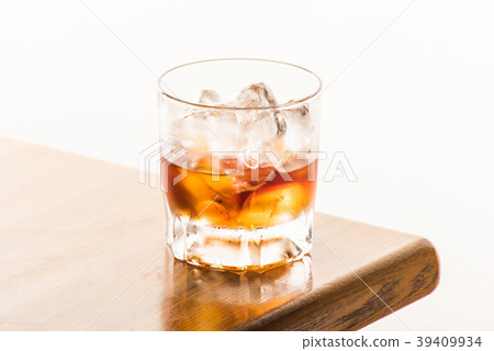 Whiskey lock in white background 39409934