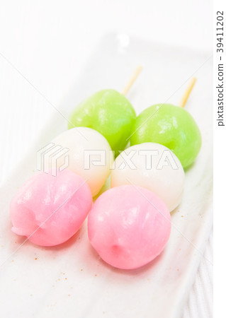 Delicious three-color dumplings Delicious three-color dumplings 39411202