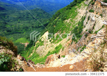 山的溫泉懸崖 39411375