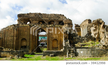 roman termas ruin at Philippopolis, Shahbaa, Syria roman termas ruin at Philippopolis, Shahbaa, Syria 39412998