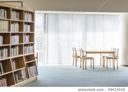 A clean and bright library Image material A library with a good environment 39415016