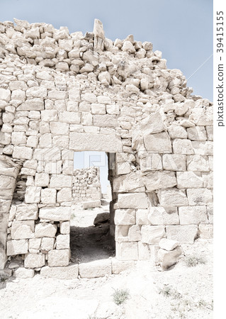 the old caste  and his tower in the sky 39415155