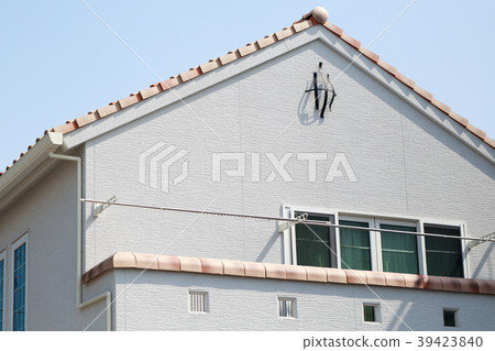 Exterior (One-family single-family house new construction Provence-style Southern European-style balcony veranda house own home) 39423840