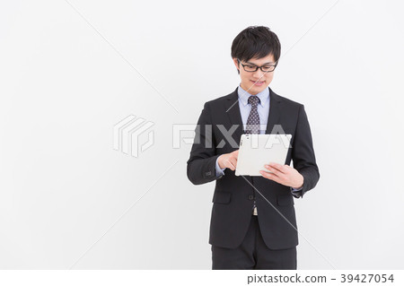 Men business with tablet 39427054
