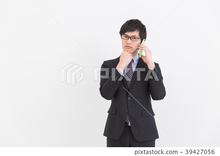 Business man thinking 39427056