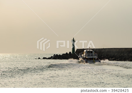 Freshwater Fisherman's Wharf 39428425