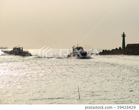 Freshwater Fisherman's Wharf 39428429