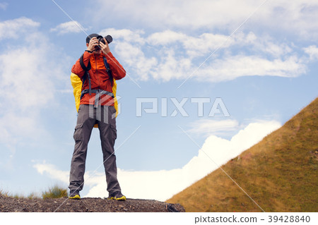 Image of photographer guy with camera 39428840