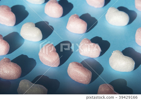 Love pattern 39429166