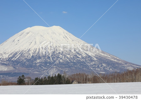 從宮田區二世谷鎮看到的羊蹄山 從宮田區二世谷鎮看到的羊蹄山 39430478