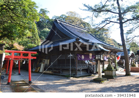 Ishiura Shrine (3-1-30 Honda-cho, Kanazawa City, Ishikawa Prefecture) 39431948