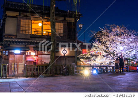 《Kyoto Prefecture》Gion Shirakawa/Yozakura 39432159