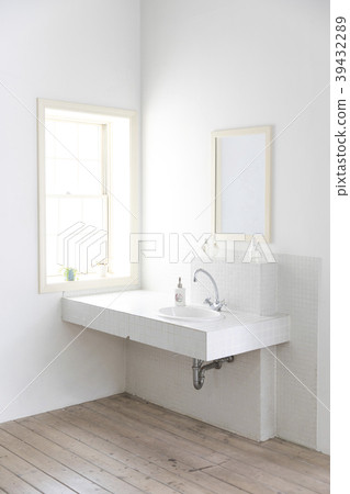 bathroom 39432289