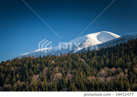 Mountain landscape in winter season, 39432477