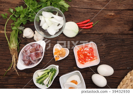Herb ingredient of Tom Yum spicy soup Herb ingredient of Tom Yum spicy soup 39432930