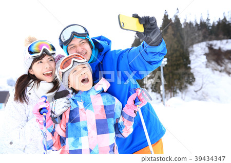 Family ski 39434347