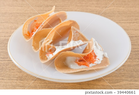 Thai Crispy Pancake with Coconut Cream and Salted  39440661