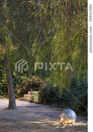 Parc del Centre del Poblenou Parc del Centre del Poblenou 39442066