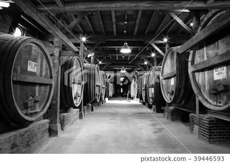 茨城縣Ushiku Chateau葡萄酒桶（單色） 39446593