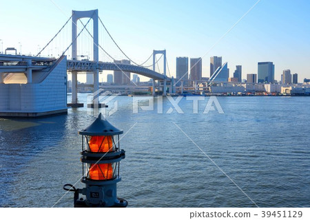 Shibaura看法在彩虹橋的紅燈的 Shibaura看法在彩虹橋的紅燈的 39451129