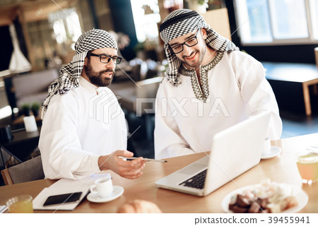 Two arab businessmen Two arab businessmen 39455941