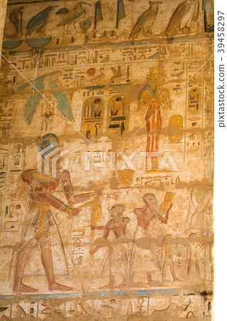 Medinet Habu Temple Egypt Medinet Habu Temple Egypt 39458297