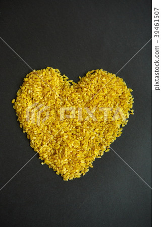 Bulgar, cereals on a black background symbol 39461507