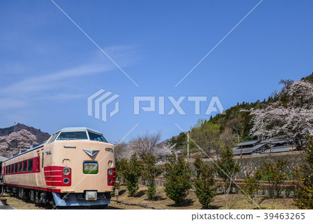 鐵路文化村有限公司快速淺間櫻花盛開的春天 鐵路文化村有限公司快速淺間櫻花盛開的春天 39463265