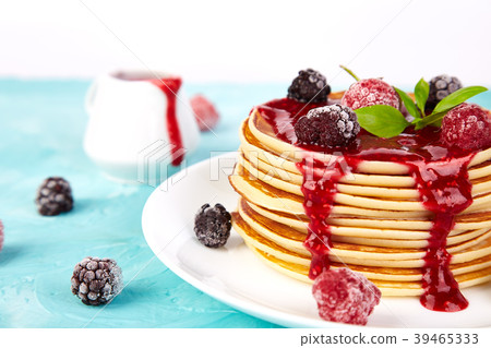 Pancake for breakfast Pancake for breakfast 39465333