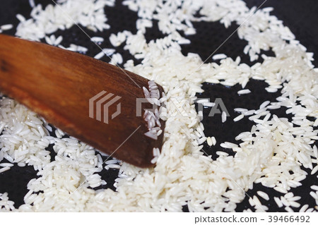 White rice frying on a pan 39466492