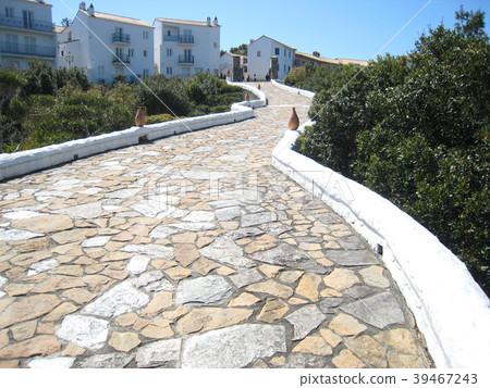 Mediterranean Village Lovers Road 39467243