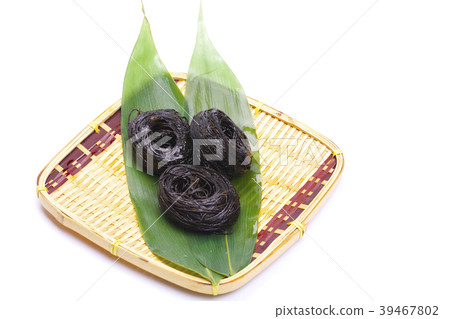 Mozuku Seaweed 39467802