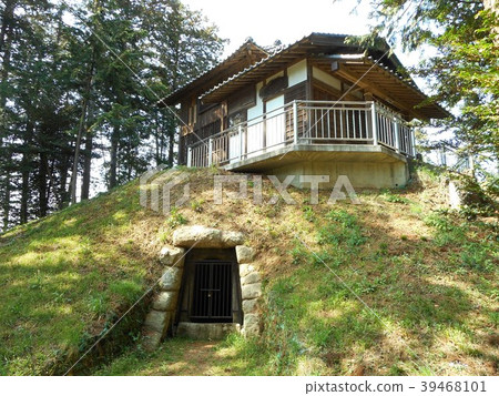 若宮八幡古墓 39468101
